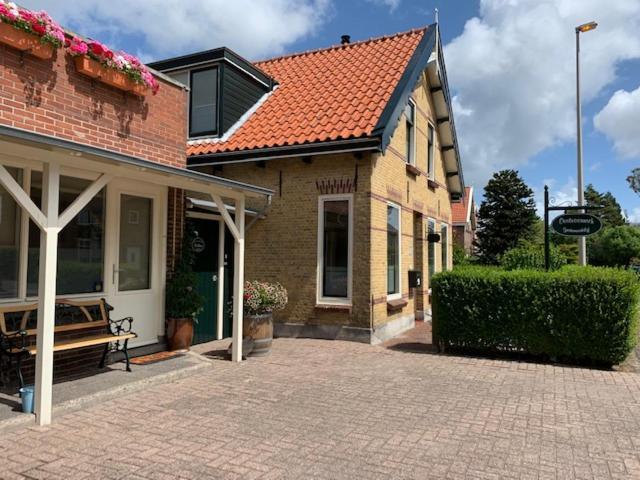Oostvoornsch Gastenverblijf Oostvoorne Esterno foto